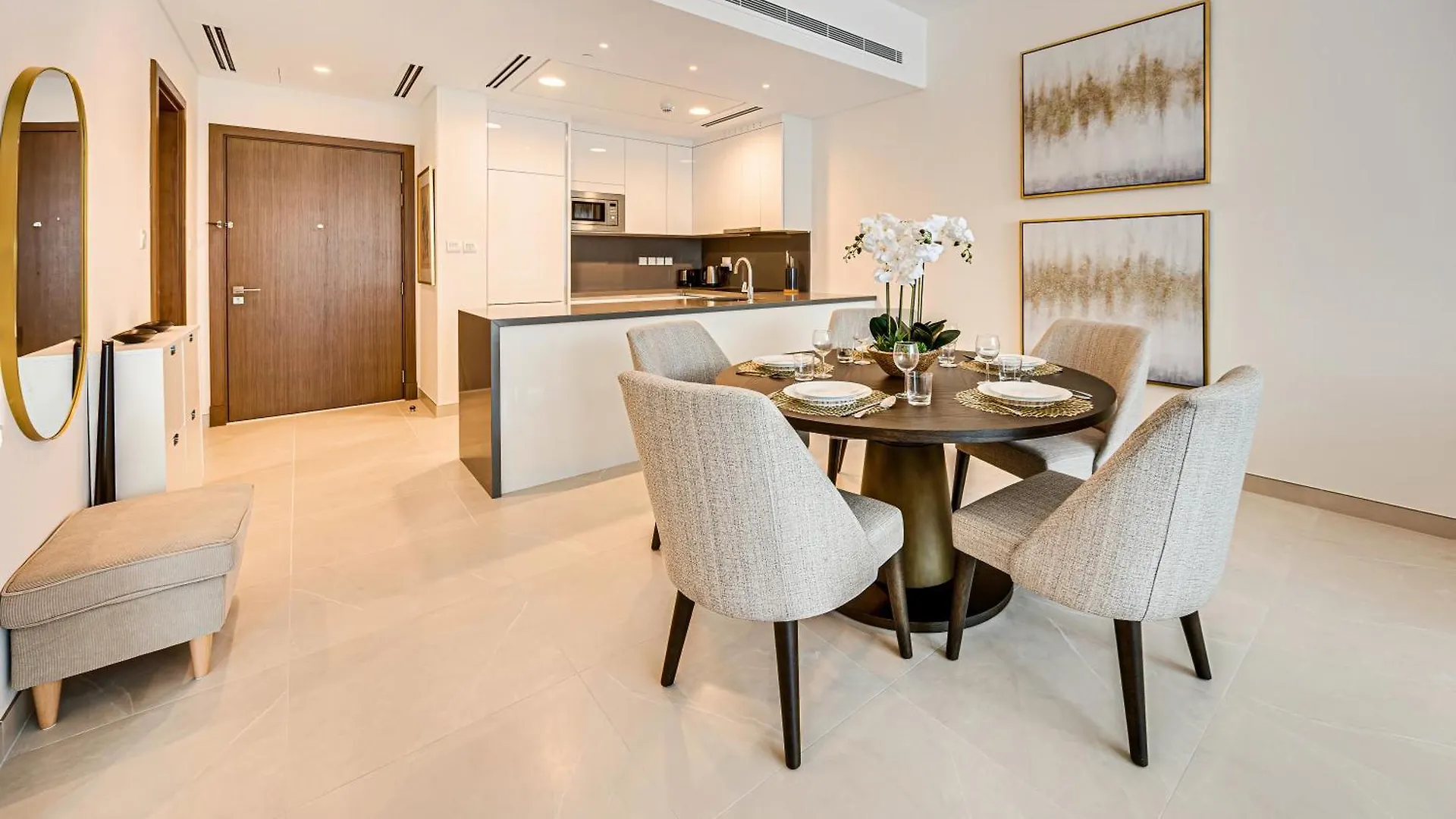 Brand New Canal Residence Complex 1 Bd Apt Dubai United Arab Emirates