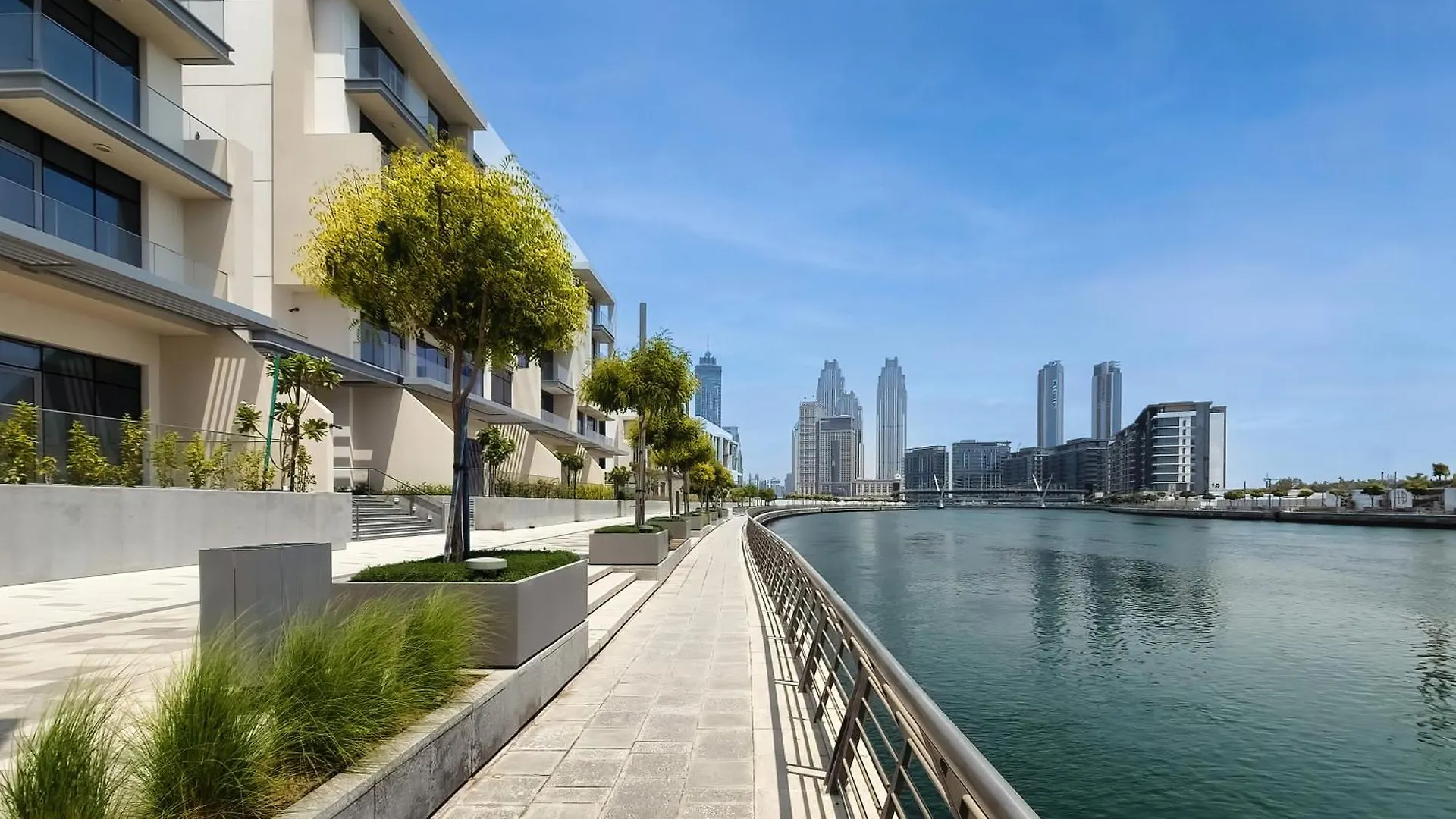 Brand New Canal Residence Complex 1 Bd Apt Dubai Apartment